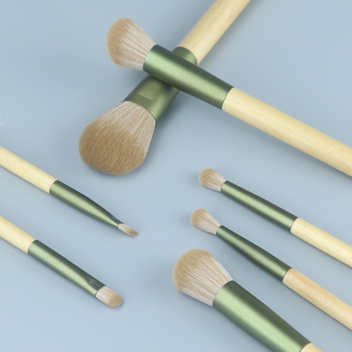Nylon Wooden Cosmetics Brushes Set